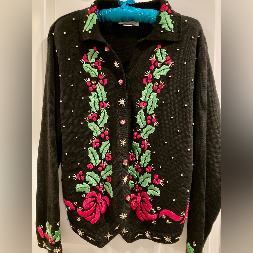 Vintage Casey's of Williamsburg Women’s Floral Christmas Embroidered Cardigan